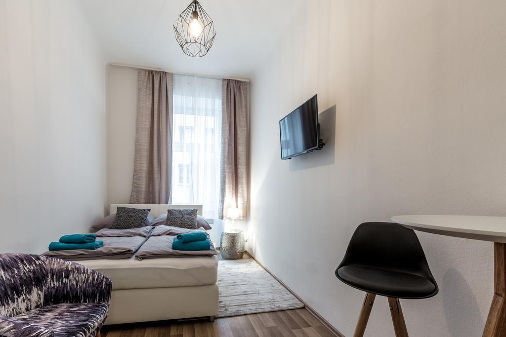 Holiday & Business Apartments 1140 Wina Bagian luar foto