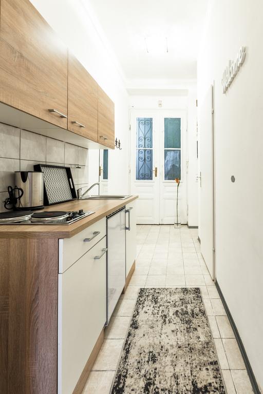 Holiday & Business Apartments 1140 Wina Bagian luar foto