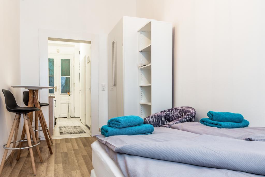 Holiday & Business Apartments 1140 Wina Bagian luar foto