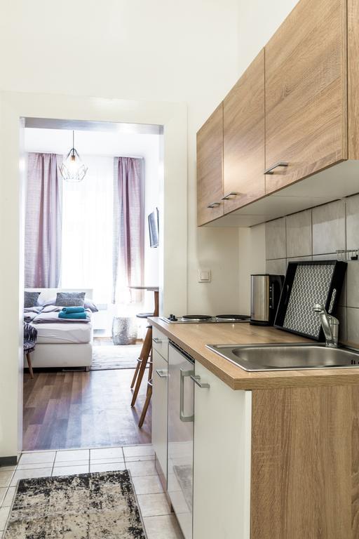 Holiday & Business Apartments 1140 Wina Bagian luar foto